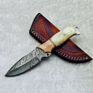 Custom Handmade Damascus Skinner Knife Hunting Skinner Knife With Beautiful Leather Sheath